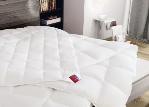 Dekbed Carat | Witte Poolse ganzendons en -veertjes (100 % dons) - Dekbedden - Contourbedden