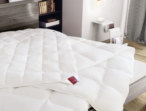 Dekbed Carat | Witte Poolse ganzendons en -veertjes (100 % dons) - Assortiment - Contourbedden